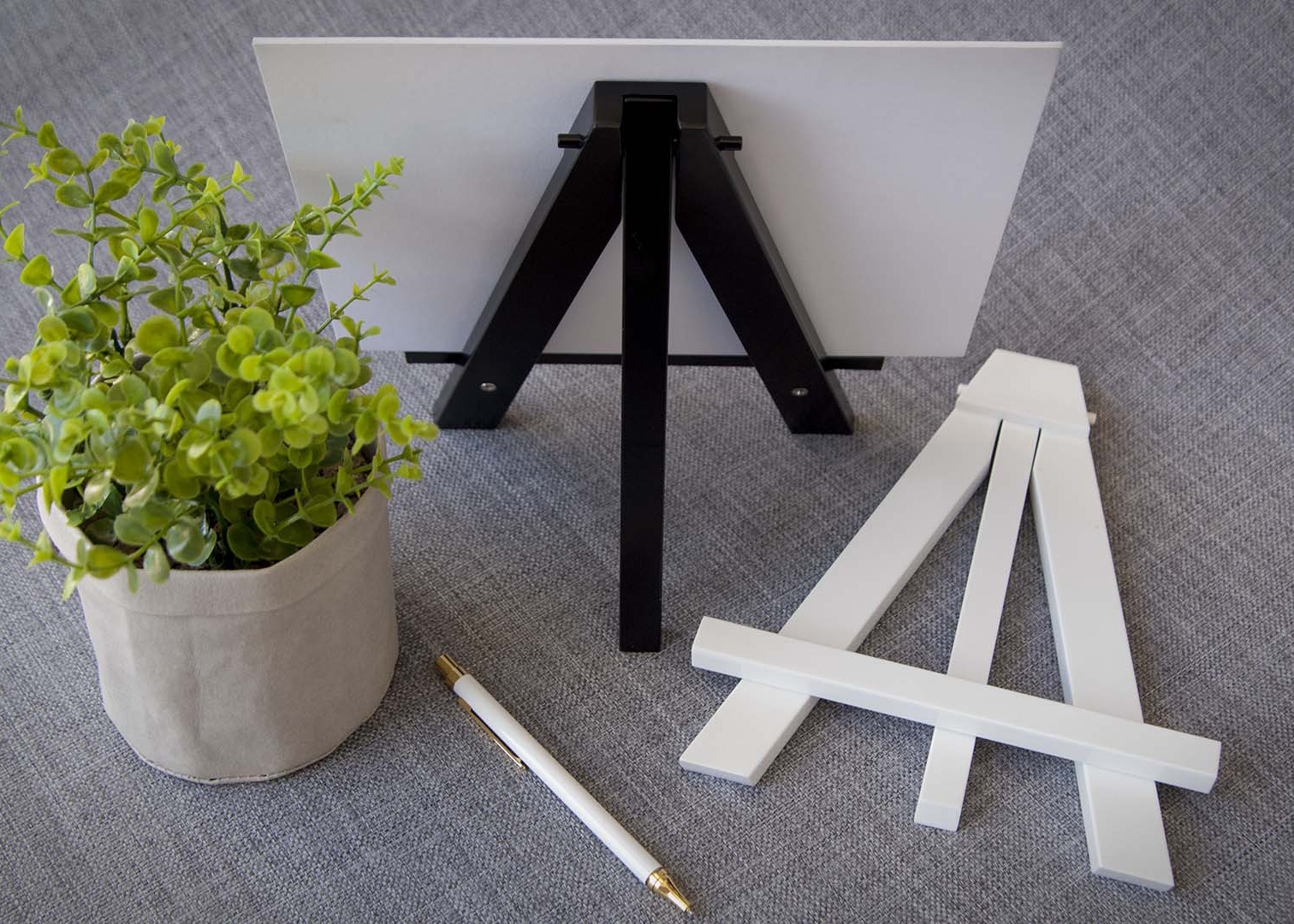 Photo Display Easel | Signature-Easel-08.jpg